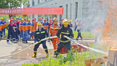 消防演练进企业 安全生产促双赢